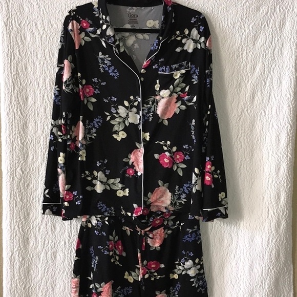 Flora by Flora Nikrooz 2-Piece Notch Collar Pajama Set In Miley Black Floral - Picture 2 of 11